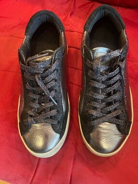 P448 Metallic Leather with Black accents Low-Top Sneakers size 38
